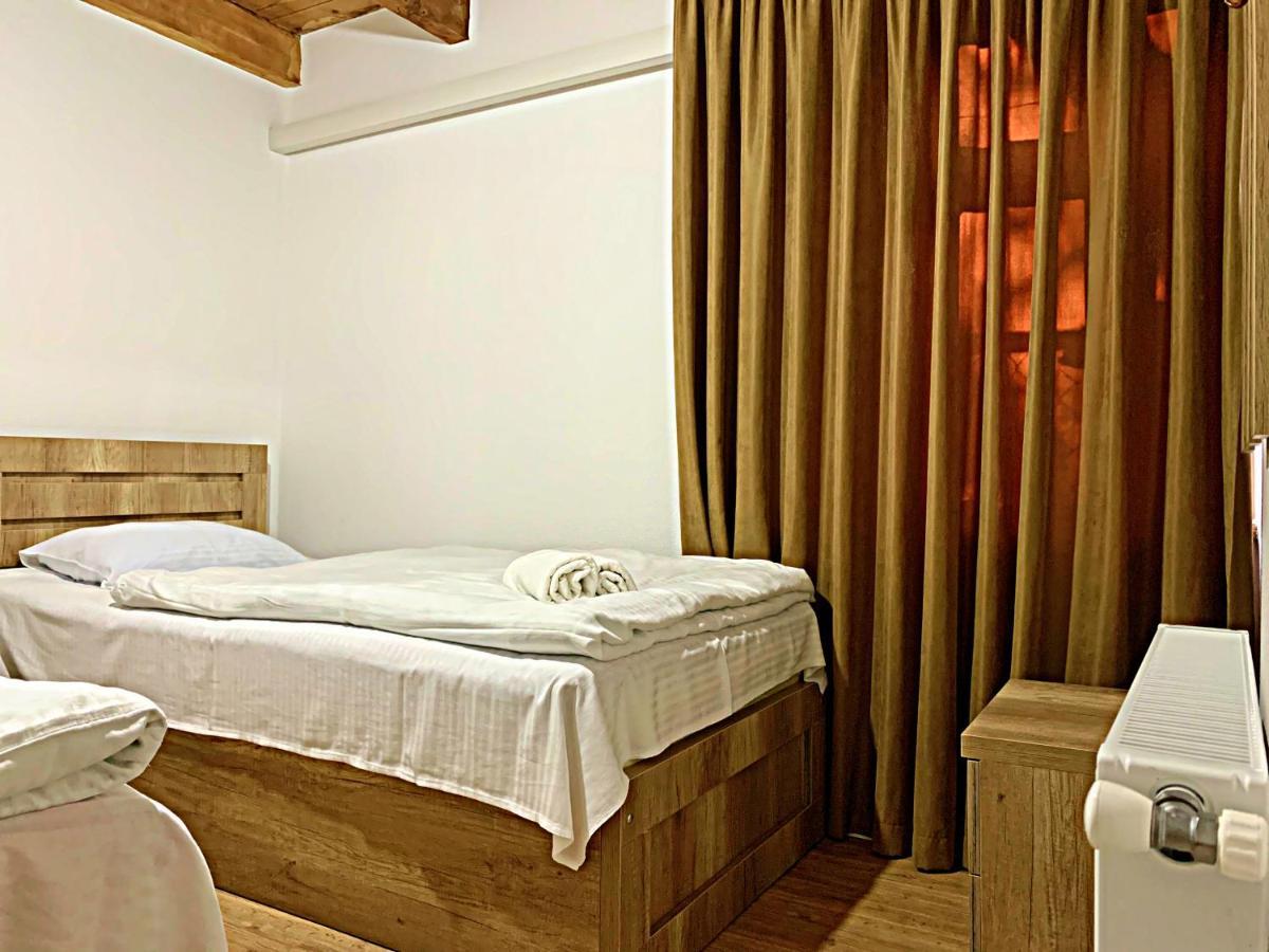 Old City Hotel Kutaisi Dış mekan fotoğraf